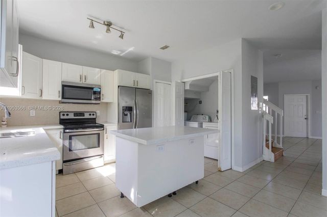 1518 SE 31 Court, Homestead, FL 33035