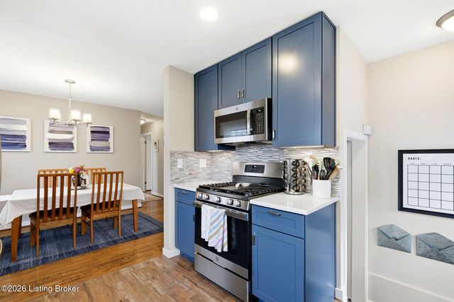 3716 Youngwood Rd, Louisville, KY 40218