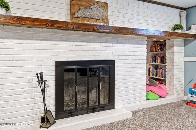 3716 Youngwood Rd, Louisville, KY 40218