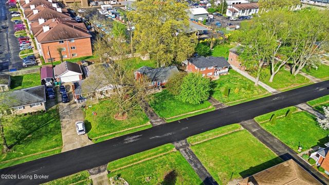 3716 Youngwood Rd, Louisville, KY 40218