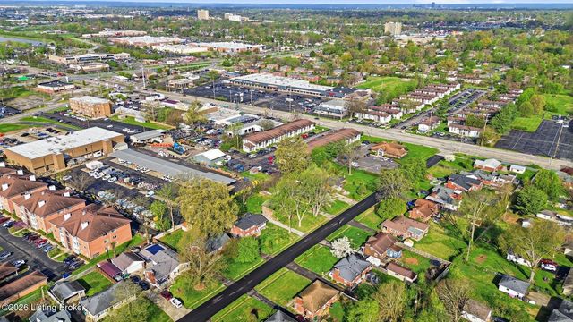 3716 Youngwood Rd, Louisville, KY 40218