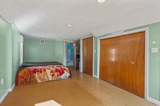 26 Groveland St, Lynn, MA 01902