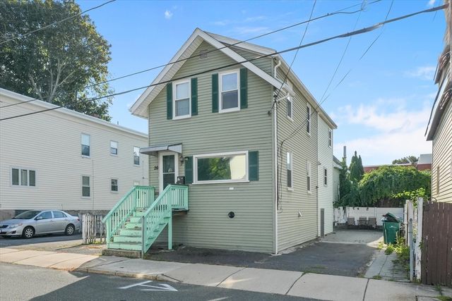 26 Groveland St, Lynn, MA 01902