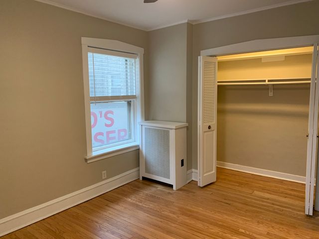 2046 W Farragut Avenue 3, Chicago, IL 60625