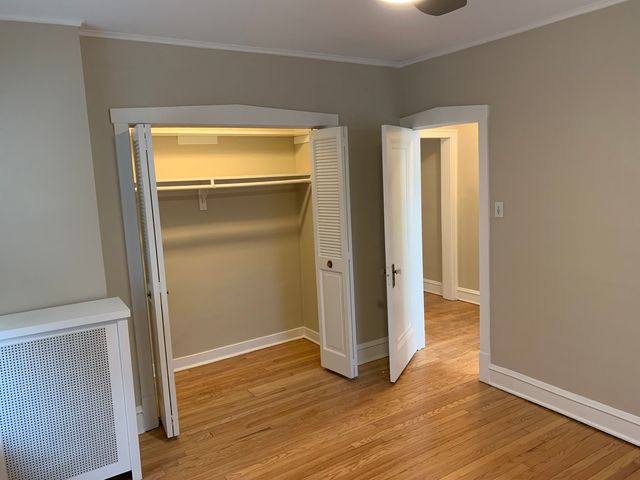2046 W Farragut Avenue 3, Chicago, IL 60625