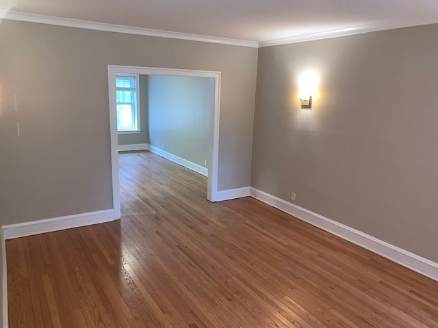 2046 W Farragut Avenue 3, Chicago, IL 60625