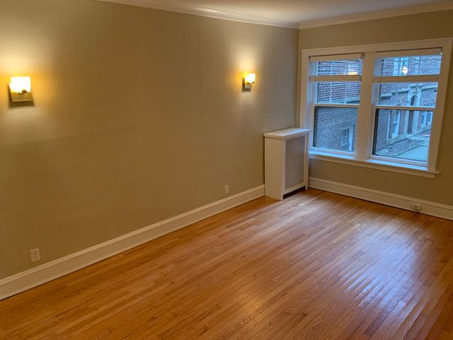 2046 W Farragut Avenue 3, Chicago, IL 60625
