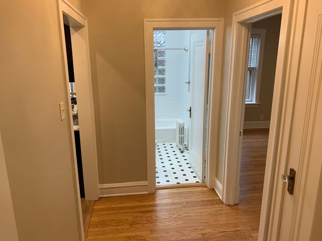 2046 W Farragut Avenue 3, Chicago, IL 60625