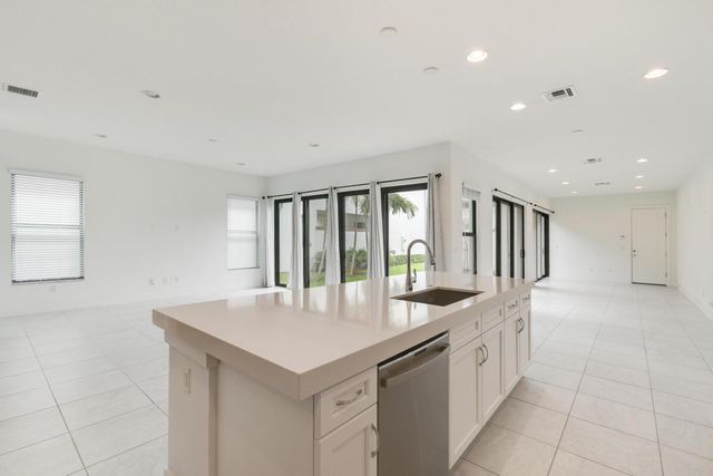 13351 Machiavelli Way, Palm Beach Gardens, FL 33418