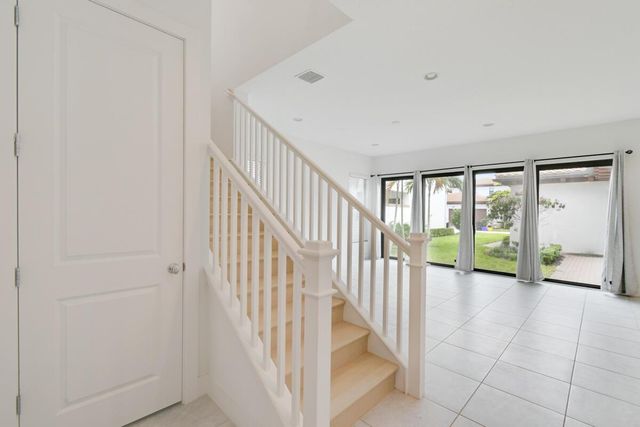 13351 Machiavelli Way, Palm Beach Gardens, FL 33418