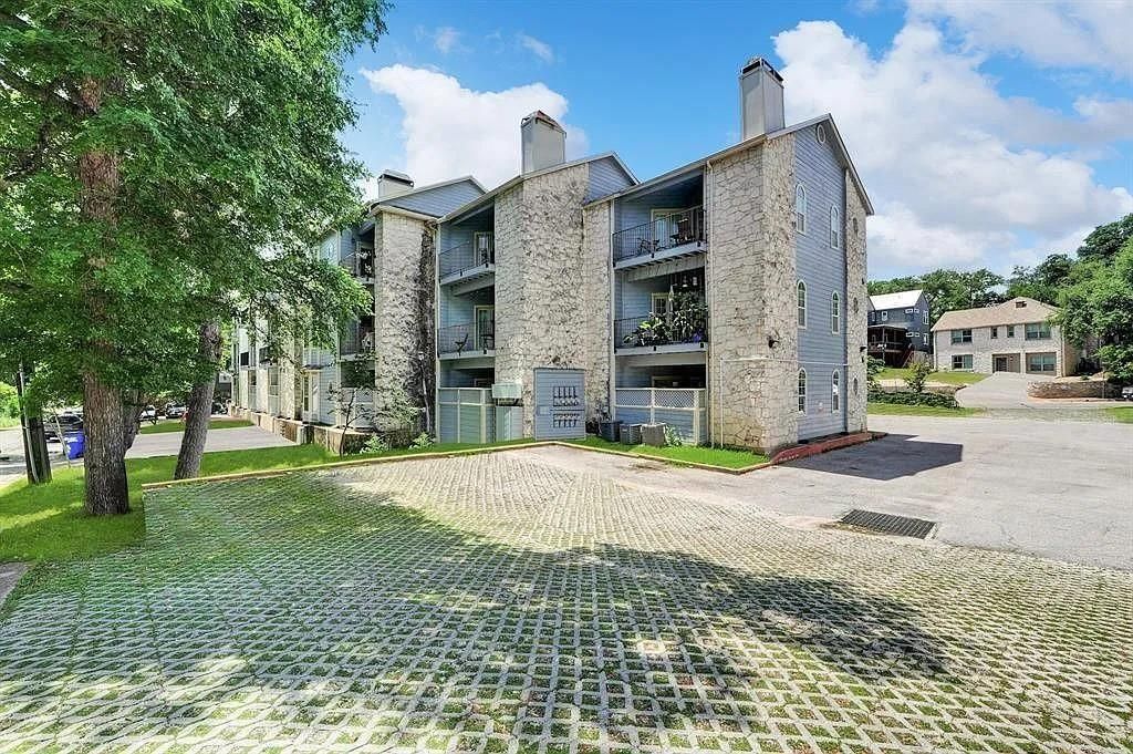 3111 Tom Green ST 204, Austin, TX 78705