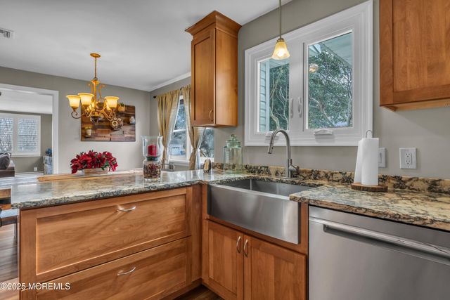 788 Poole Avenue, Hazlet, NJ 07730