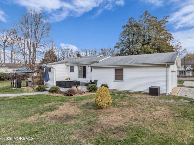 788 Poole Avenue, Hazlet, NJ 07730