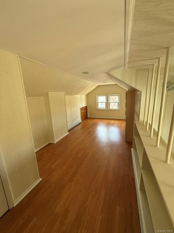 3016 154th Street, Flushing, NY 11354