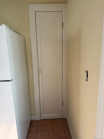 3016 154th Street, Flushing, NY 11354