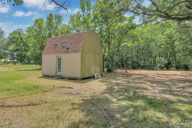 703 Dr MLK drive, Gladewater, TX 75647