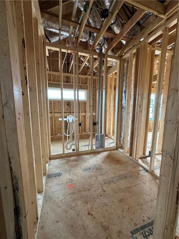 2616 W Berkley Avenue, Rogers, AR 72758