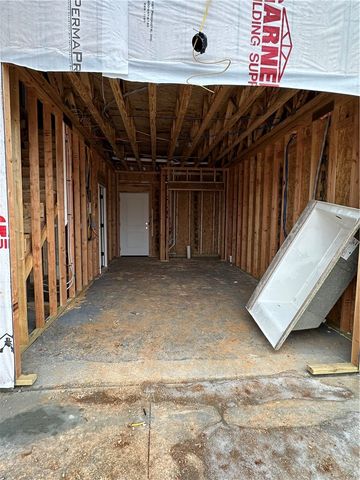 2616 W Berkley Avenue, Rogers, AR 72758