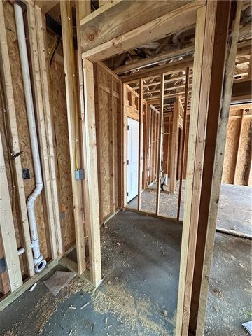 2616 W Berkley Avenue, Rogers, AR 72758