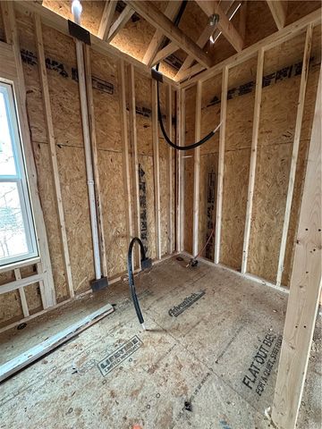 2616 W Berkley Avenue, Rogers, AR 72758