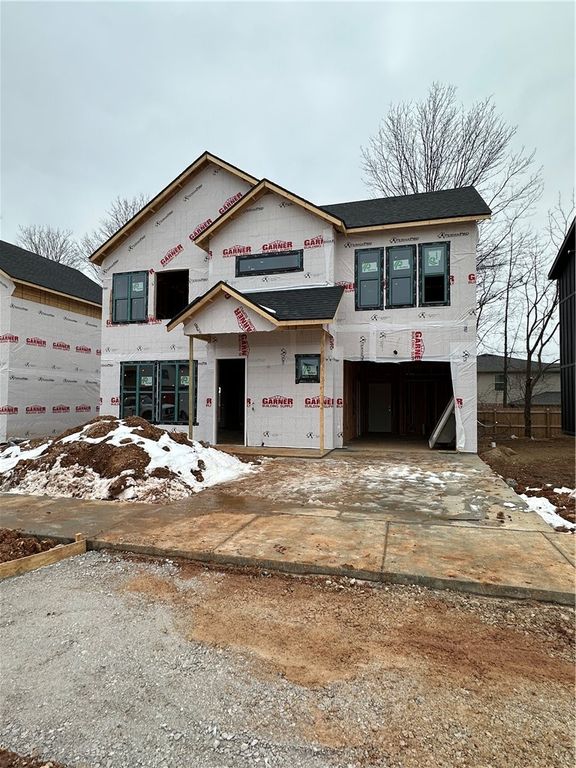 2616 W Berkley Avenue, Rogers, AR 72758