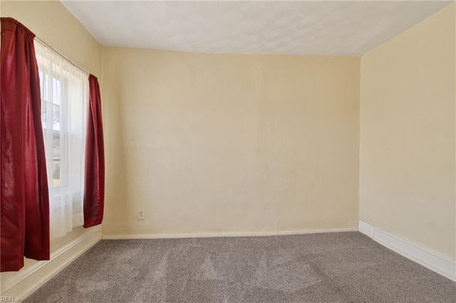 1110 35th ST, Newport News, VA 23607
