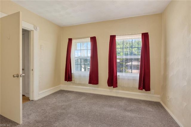 1110 35th ST, Newport News, VA 23607