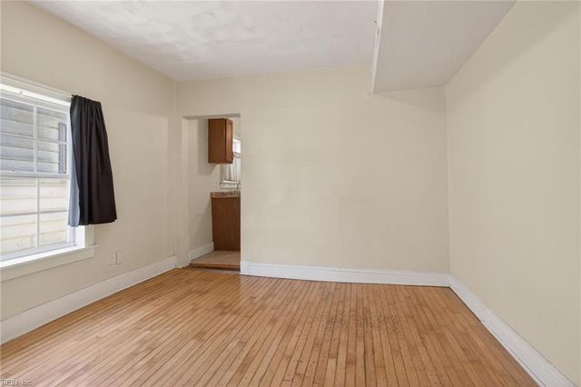 1110 35th ST, Newport News, VA 23607
