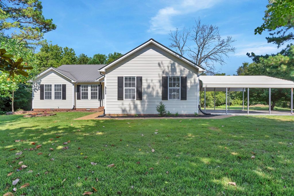 2059 Clara Mathis Rd, Spring Hill, TN 37174
