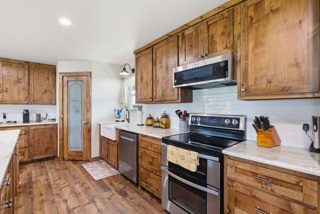 187 County Road 4195, Decatur, TX 76234