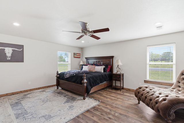 187 County Road 4195, Decatur, TX 76234