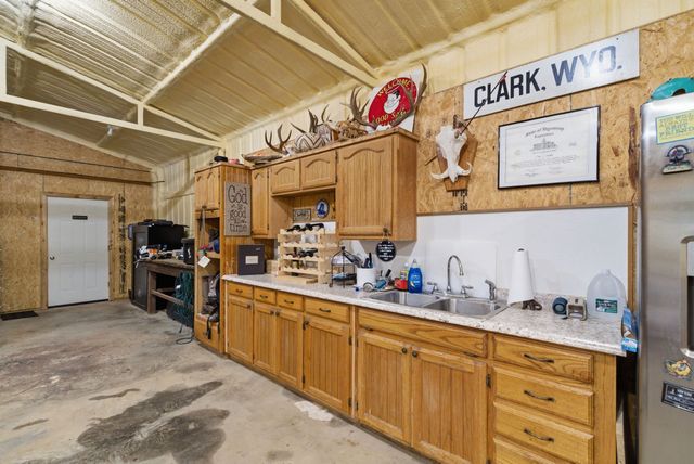 187 County Road 4195, Decatur, TX 76234