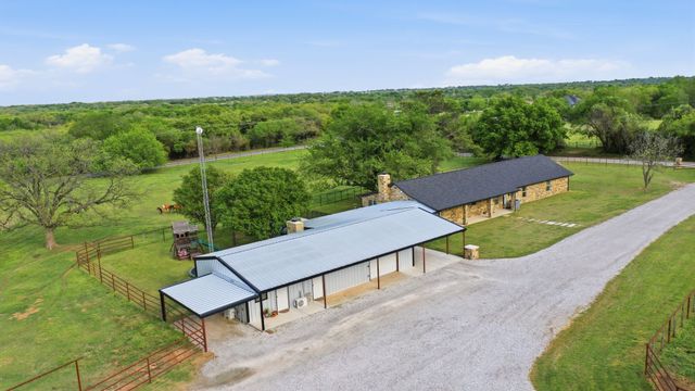 187 County Road 4195, Decatur, TX 76234