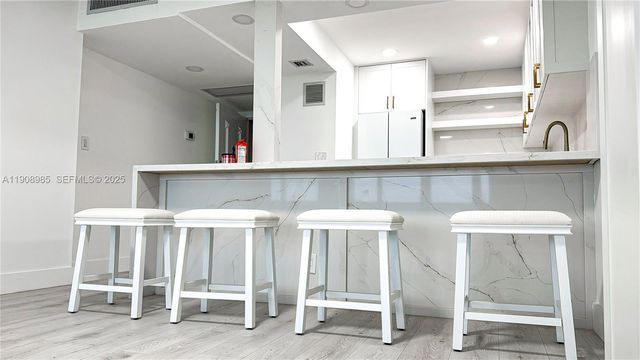 3140 S Ocean Dr 2403, Hallandale Beach, FL 33009