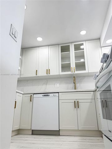 3140 S Ocean Dr 2403, Hallandale Beach, FL 33009