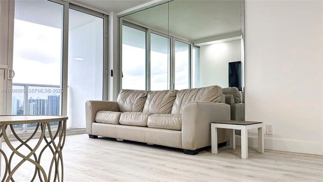 3140 S Ocean Dr 2403, Hallandale Beach, FL 33009