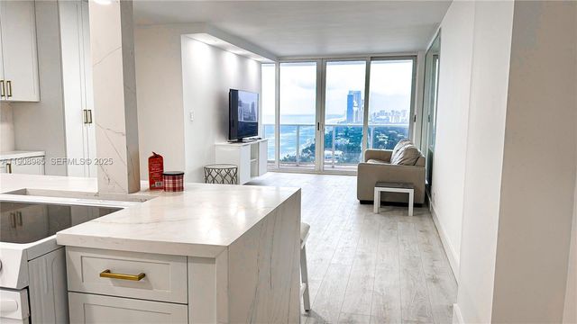 3140 S Ocean Dr 2403, Hallandale Beach, FL 33009