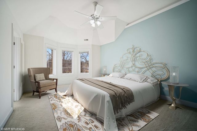 7 Preston Court, Lincolnshire, IL 60069