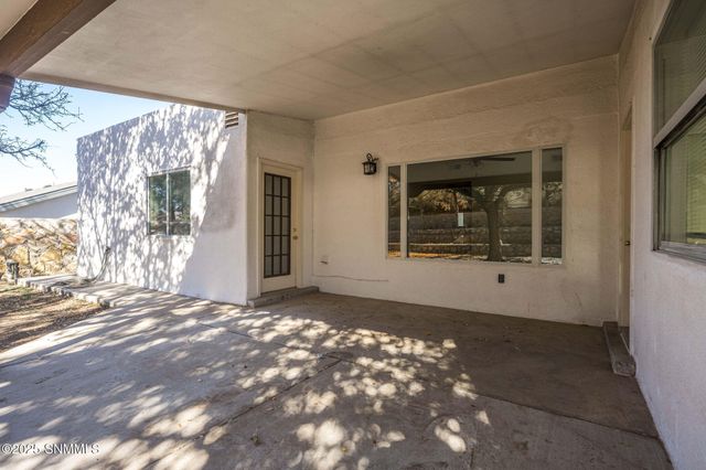 760 Indian Hollow Road, Las Cruces, NM 88011