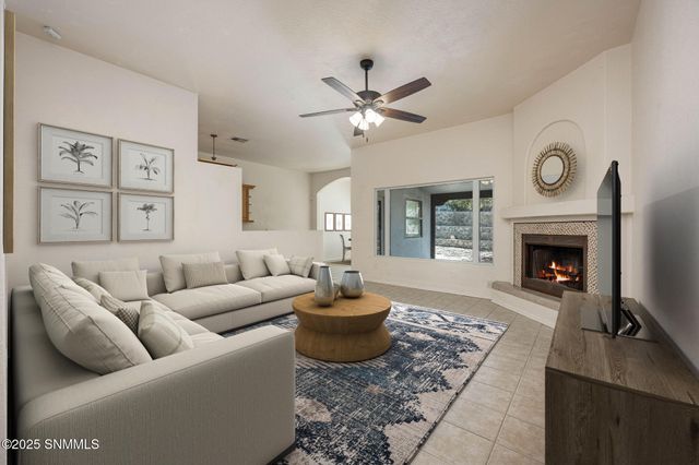 760 Indian Hollow Road, Las Cruces, NM 88011