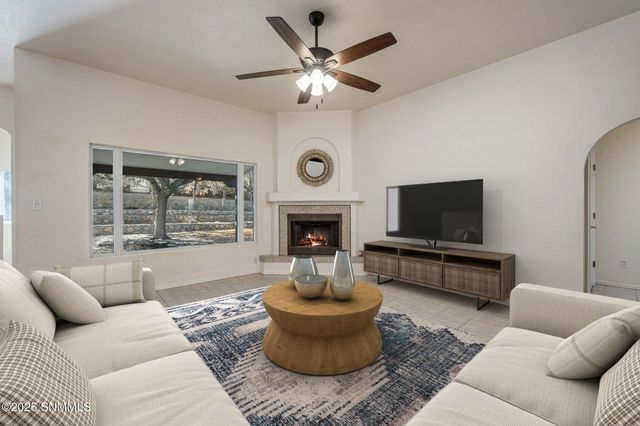 760 Indian Hollow Road, Las Cruces, NM 88011