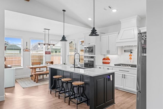 1805 Gaines Street, Pea Ridge, AR 72751