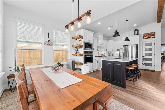 1805 Gaines Street, Pea Ridge, AR 72751