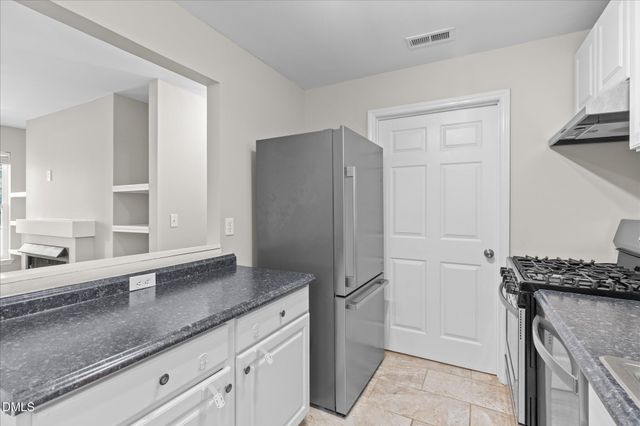 1300 Hillbrow Lane 302, Raleigh, NC 27615