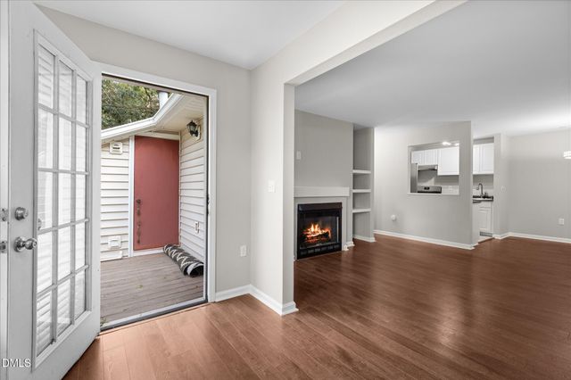 1300 Hillbrow Lane 302, Raleigh, NC 27615