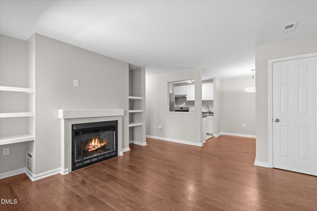 1300 Hillbrow Lane 302, Raleigh, NC 27615
