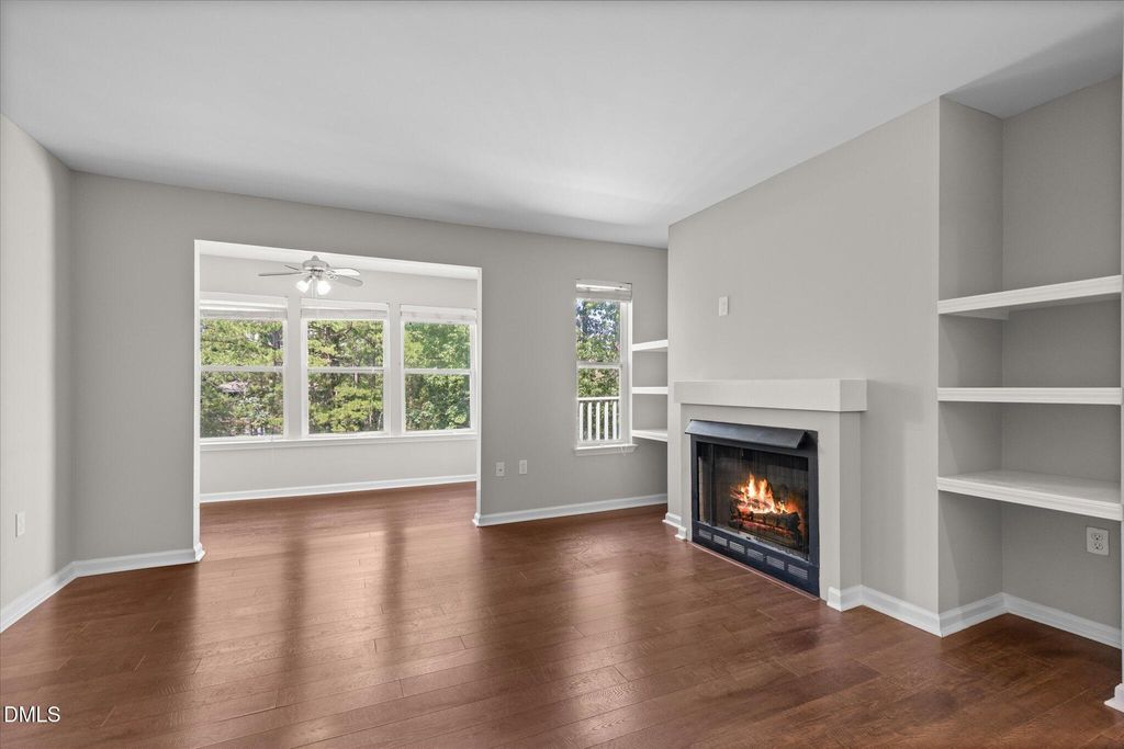 1300 Hillbrow Lane 302, Raleigh, NC 27615