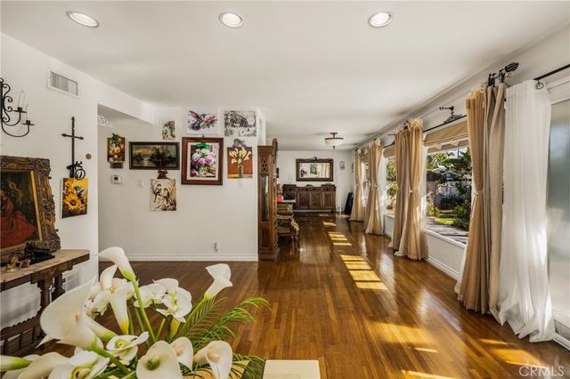 14201 Cameron, North Tustin, CA 92705