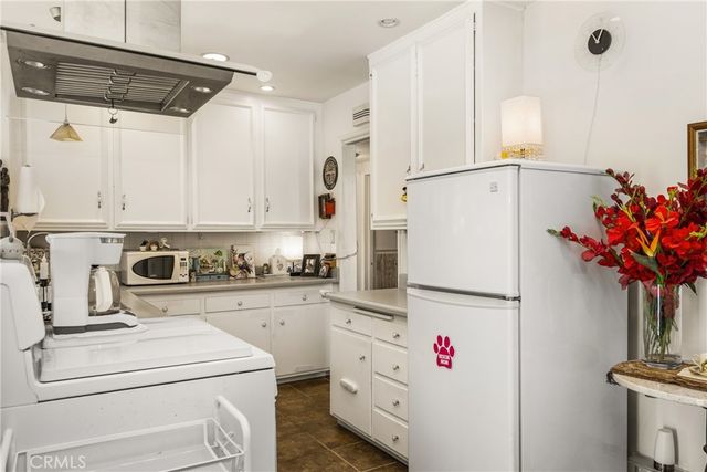 14201 Cameron, North Tustin, CA 92705