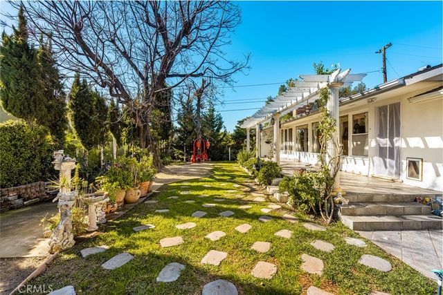 14201 Cameron, North Tustin, CA 92705